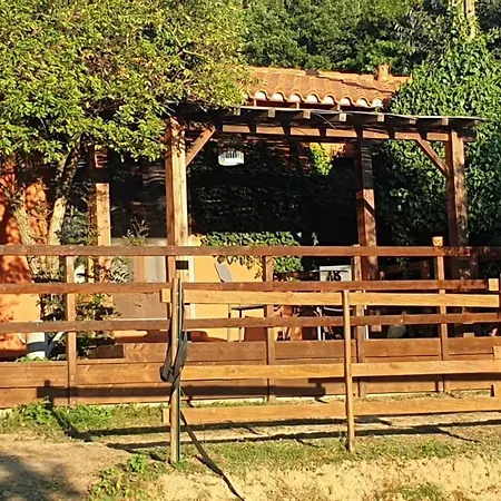 D'hotes Le Petit Ranch 4* Los Masos