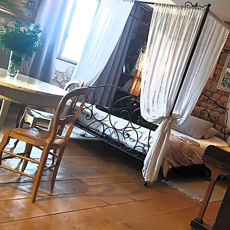 D'hotes Le Petit Ranch B&B